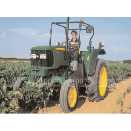 Многофункциональный минитрактор John Deere 5515 в Комсомольске-на-Амуре